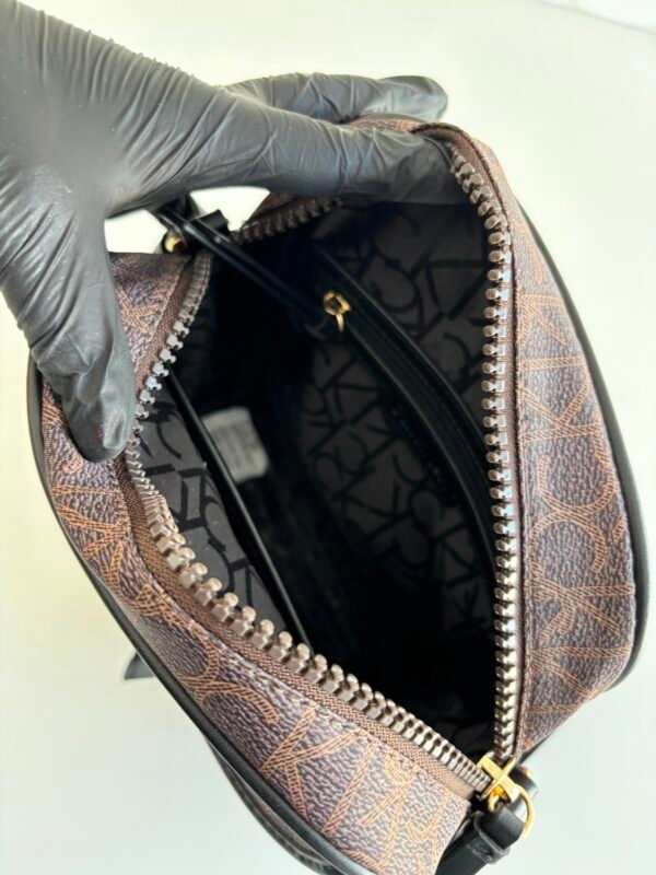 IMG_4087 Bandolera Calvin Klein - Colección Monograma