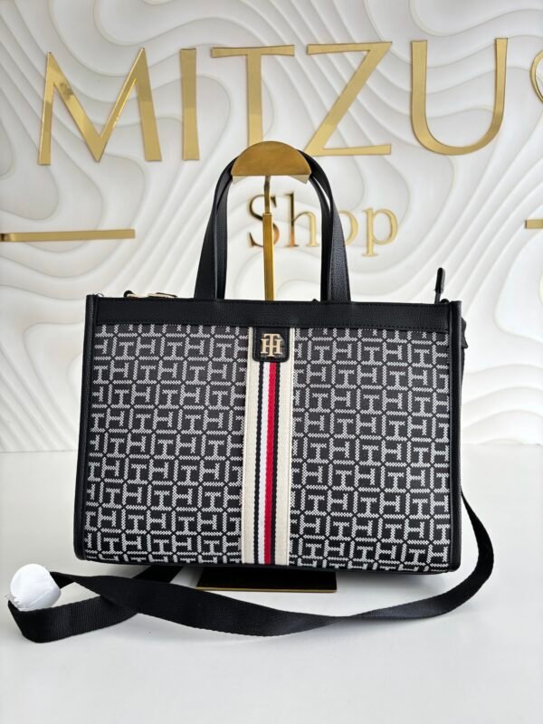 IMG_4318 Tote Bag con Monograma TH