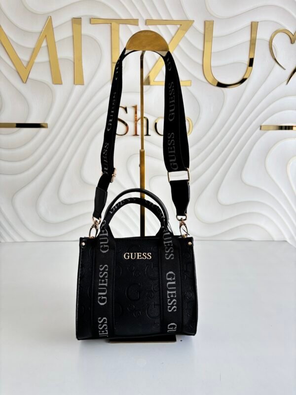 Satchel Pequeño Guess con Monograma 'G'