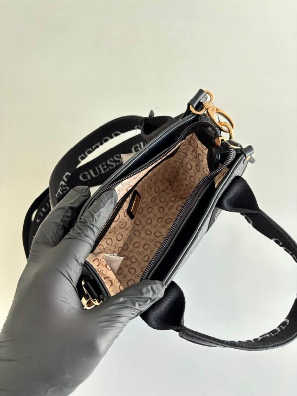 Satchel Pequeño Guess con Monograma 'G'