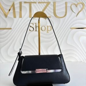 Bolsa baguette negra con solapa