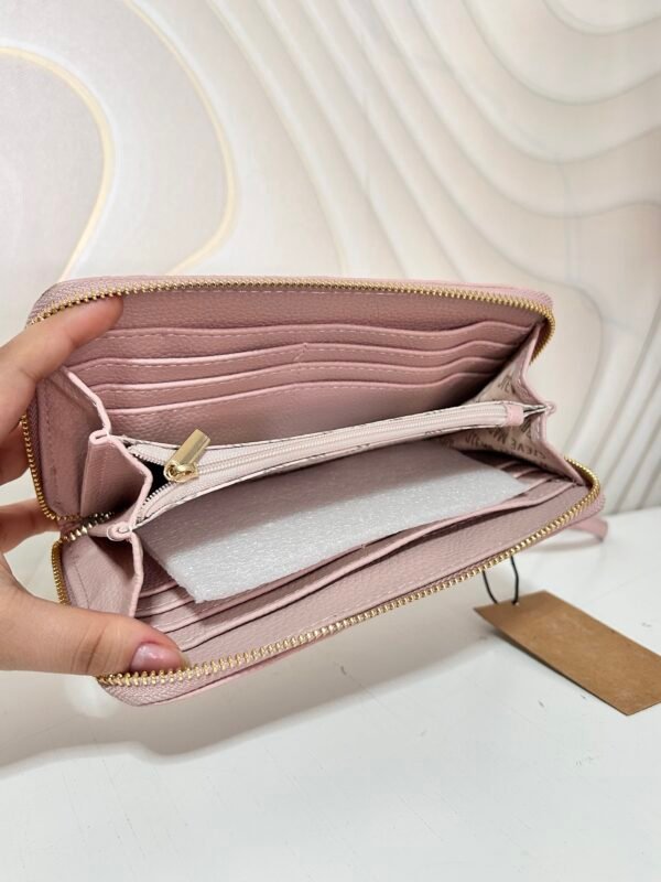 Steve Madden Muñequera con Estilo