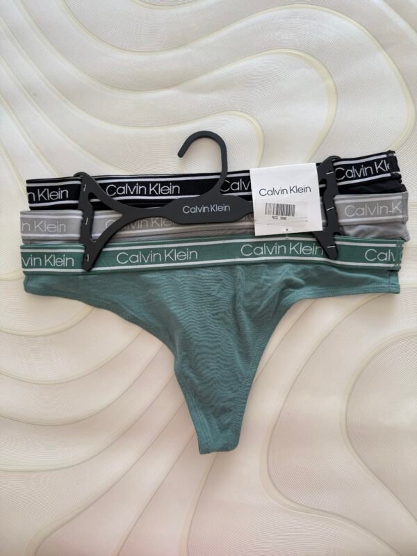 IMG_5016 Set de 3 tangas Calvin Klein talla M
