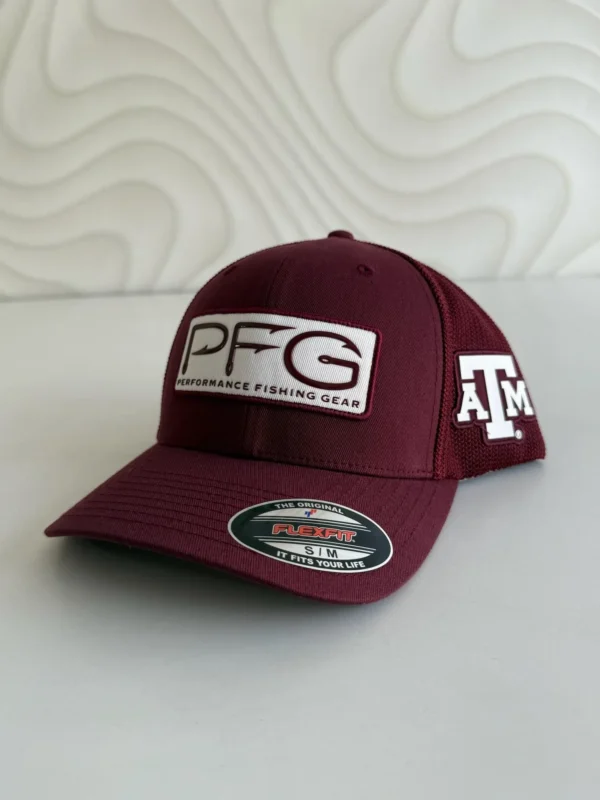 Cachucha Columbia Color Guinda letras PFG talla S/M