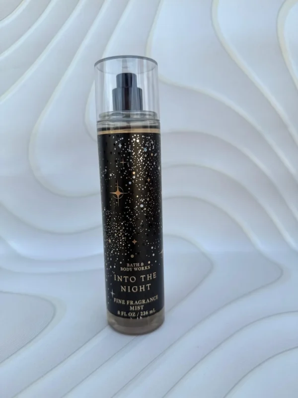 Body Mist Into The Night 236ml bath and body