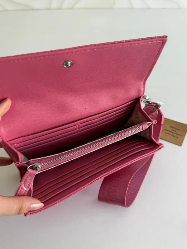 Cartera Steve Madden rosa