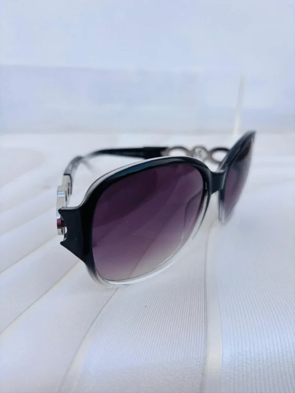 Lentes Steve Madden estilo aviador degradado negro con gris