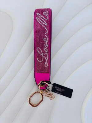 Llavero Victoria s Secret en color Rosa detalles Plateado y dorado