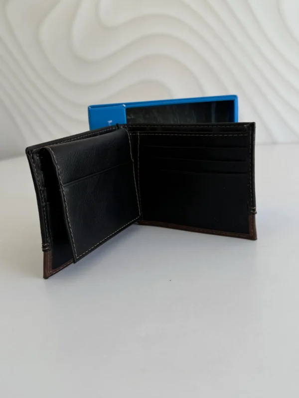 Cartera Columbia Negro con detalle Cafe