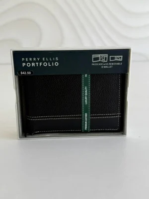 Cartera Perry Ellis color negro Passcase removable